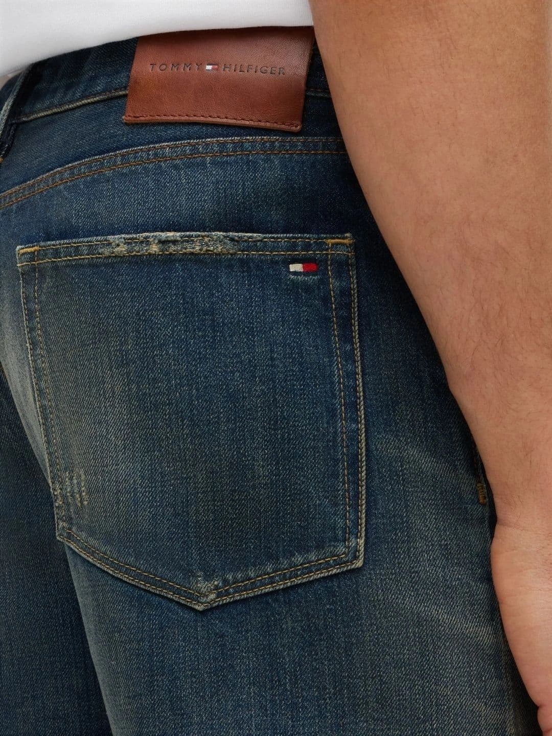 Tommy Hilfiger Men Straight Fit Mid-Rise Highly Distressed Light Fade Jeans thumbnail 7