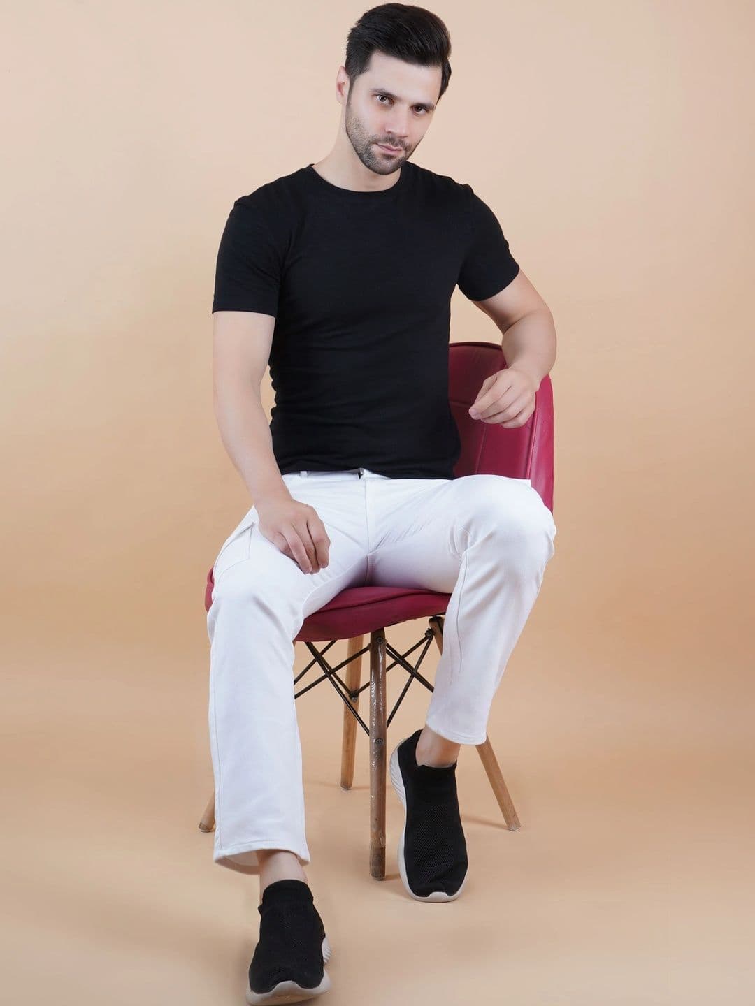 R.Code by The Roadster Life Co. Men Classic Regular Fit Mid-Rise Stretchable Jeans thumbnail 2