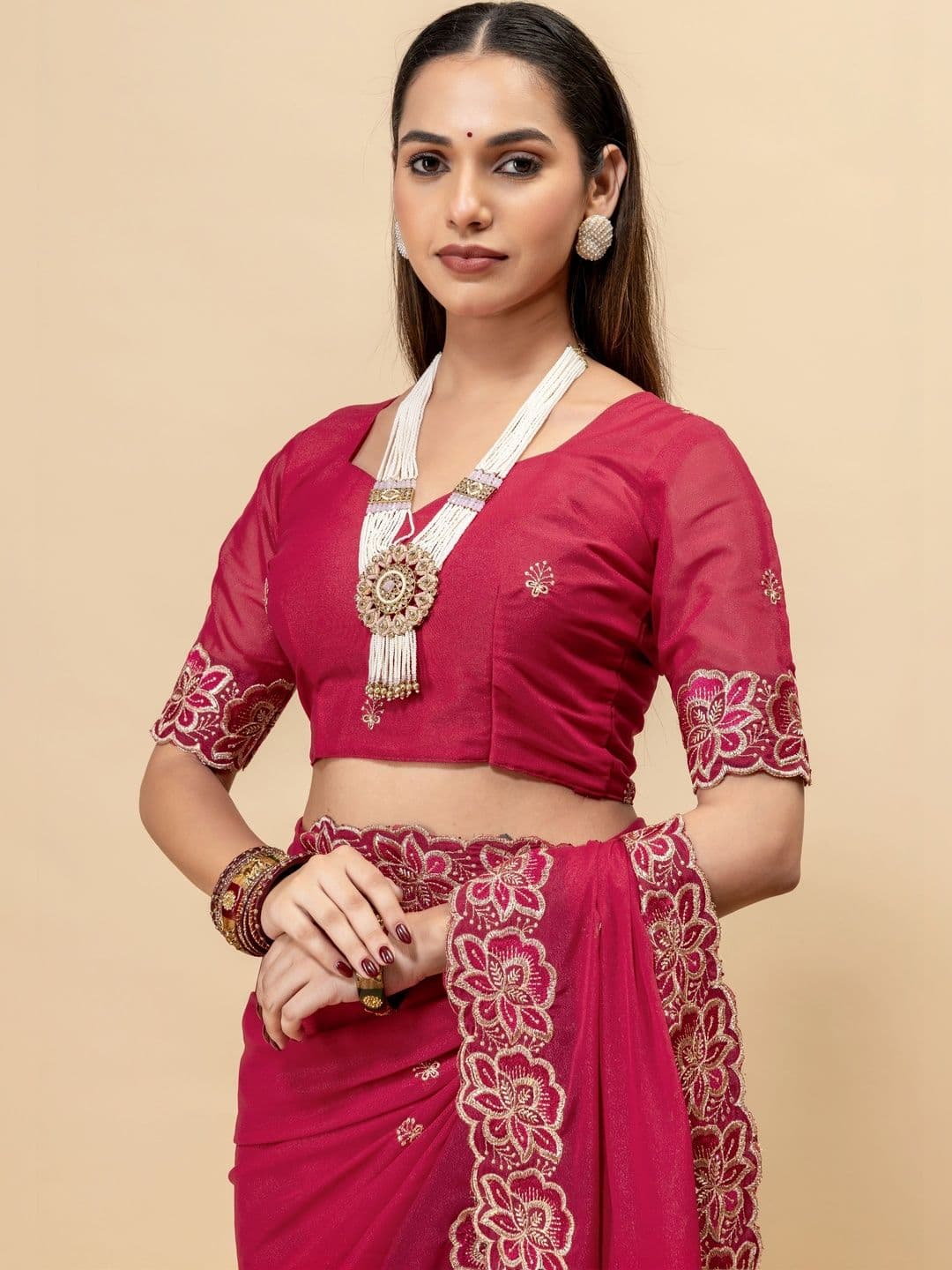 Saanvi Embellished Embroidered Poly Georgette Saree thumbnail 3