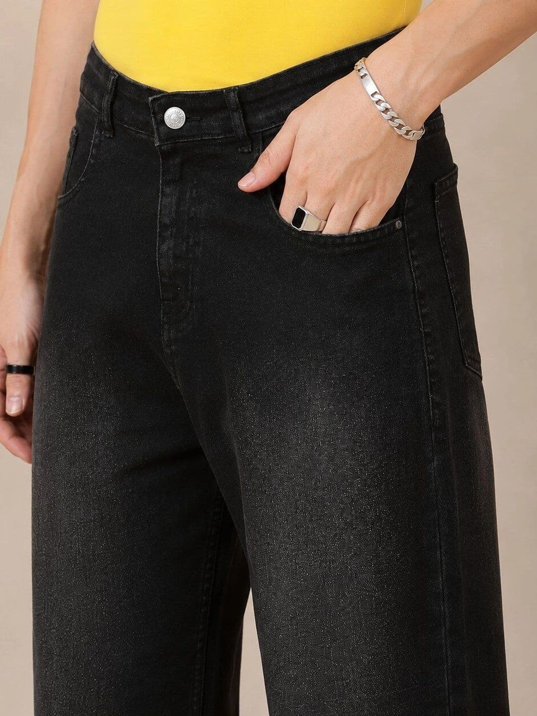 HIGH DENIM Men Straight Fit Mid-Rise Low Distress Stretchable Jeans thumbnail 3