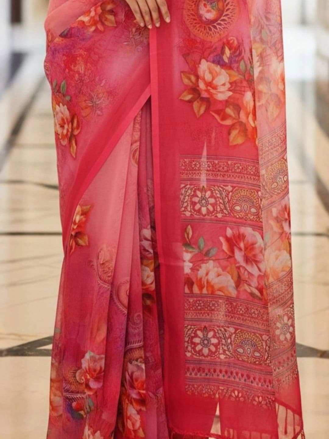 Mitera Floral Printed Pure Georgette Designer Saree thumbnail 3