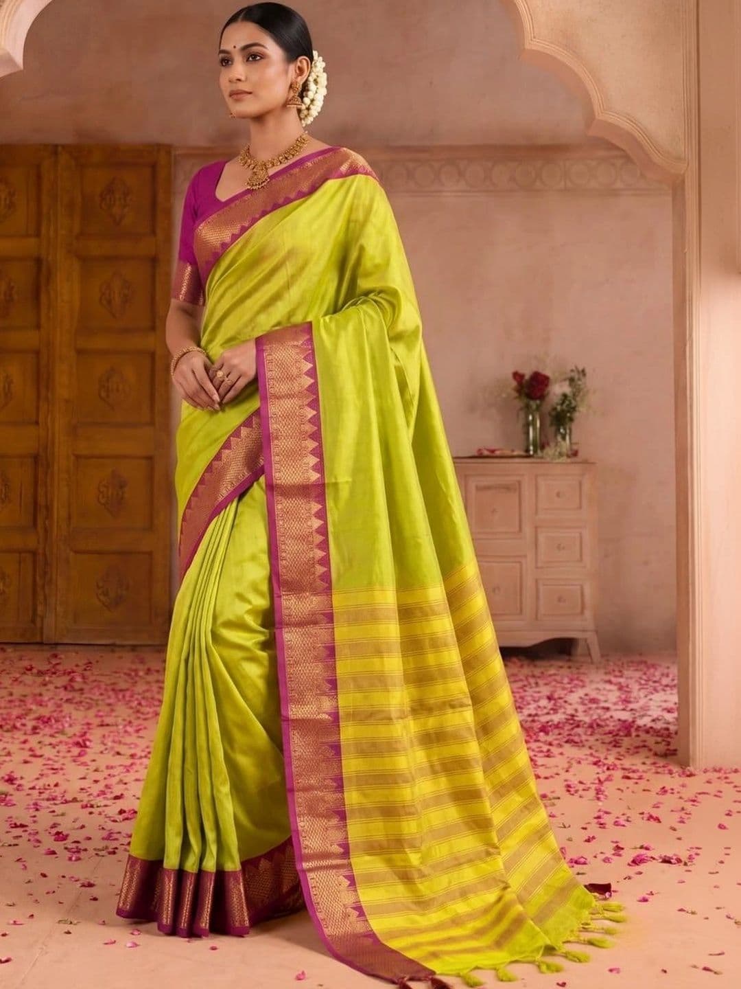 SAMANTHA Striped Zari Silk Blend Banarasi Saree thumbnail 7