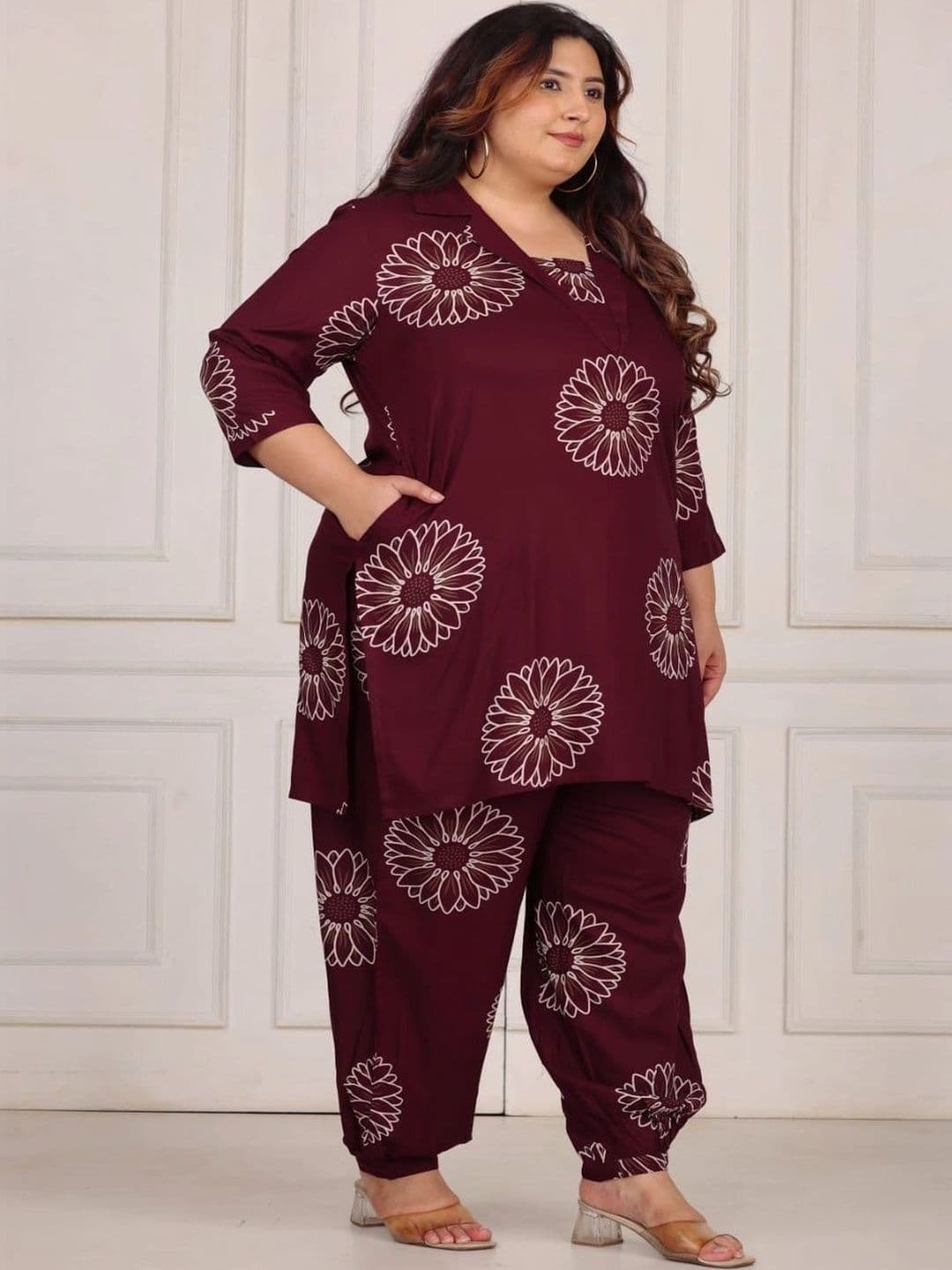 Sandhya's Plus Women Floral Printed Regular Kurti with Harem Pants thumbnail 4