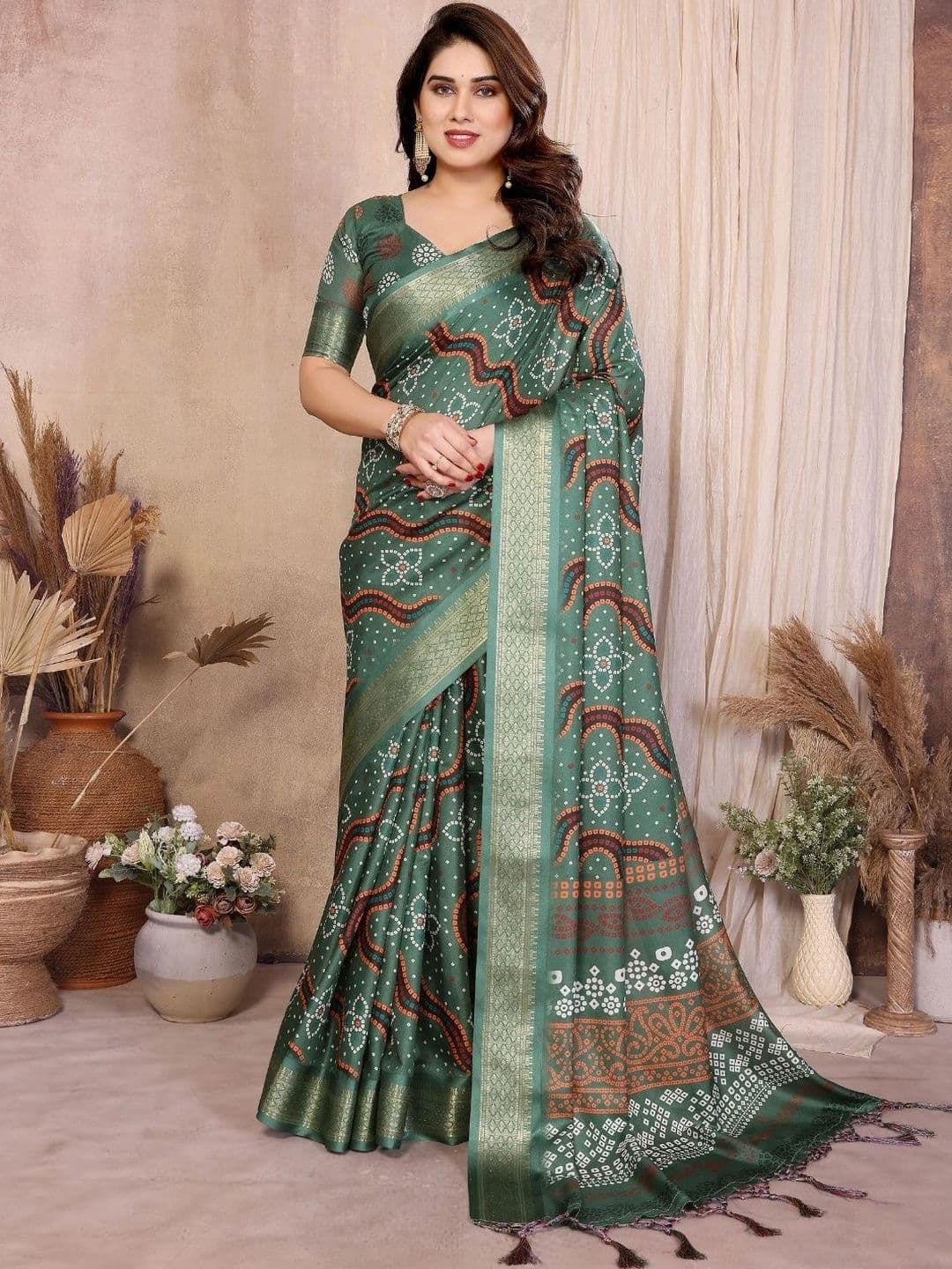 Mitera Bandhani Designer Saree thumbnail 6