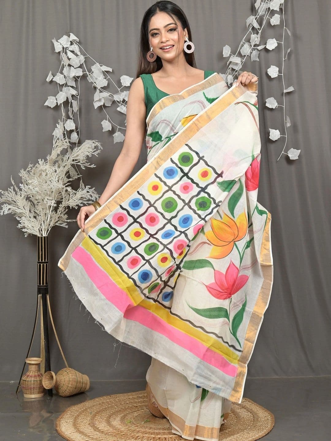 DipDiya Floral Sequinned Pure Cotton Handloom Taant Saree - view 1
