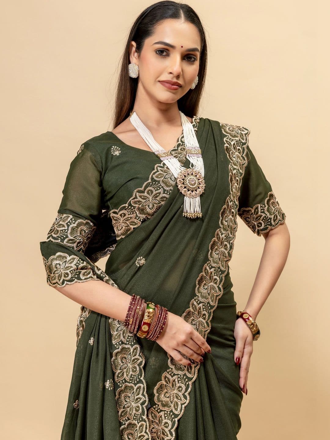 LabelVASTRA Embellished Embroidered Poly Georgette Saree thumbnail 7