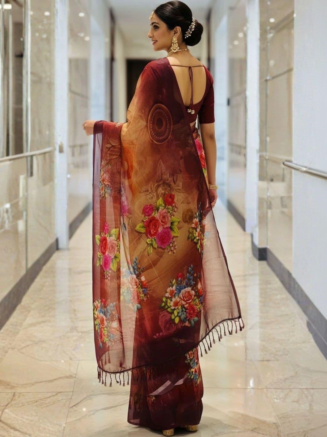 Mitera Floral Pure Georgette Designer Saree thumbnail 3