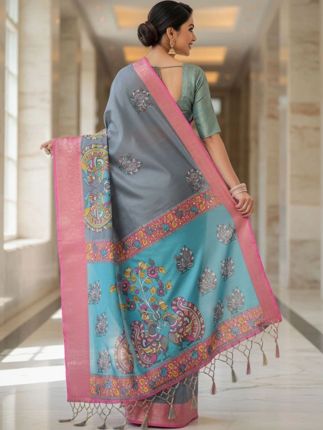 Mitera Floral Silk Blend Designer Saree thumbnail 4