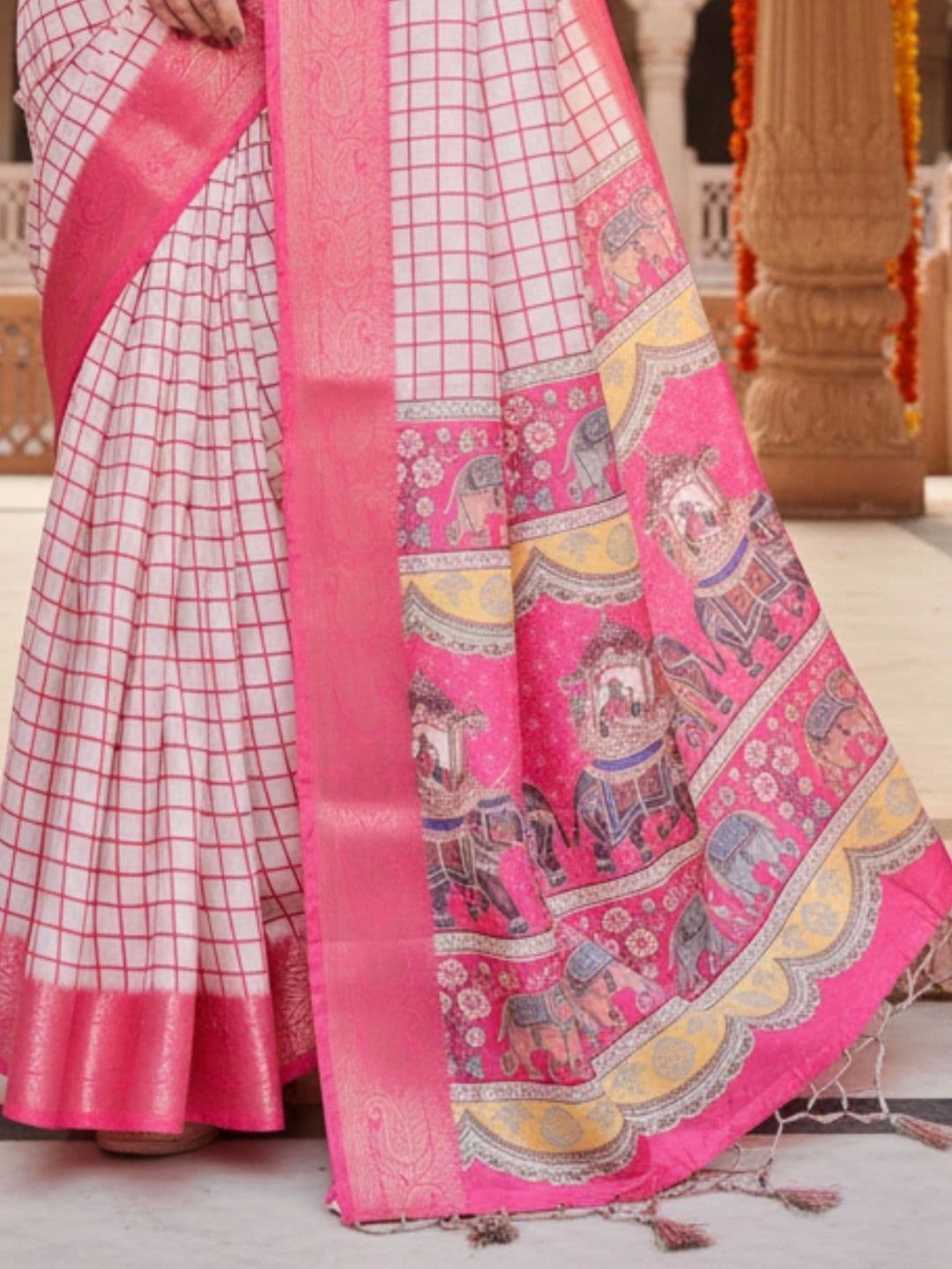 Mitera Checked Silk Blend Designer Saree thumbnail 3