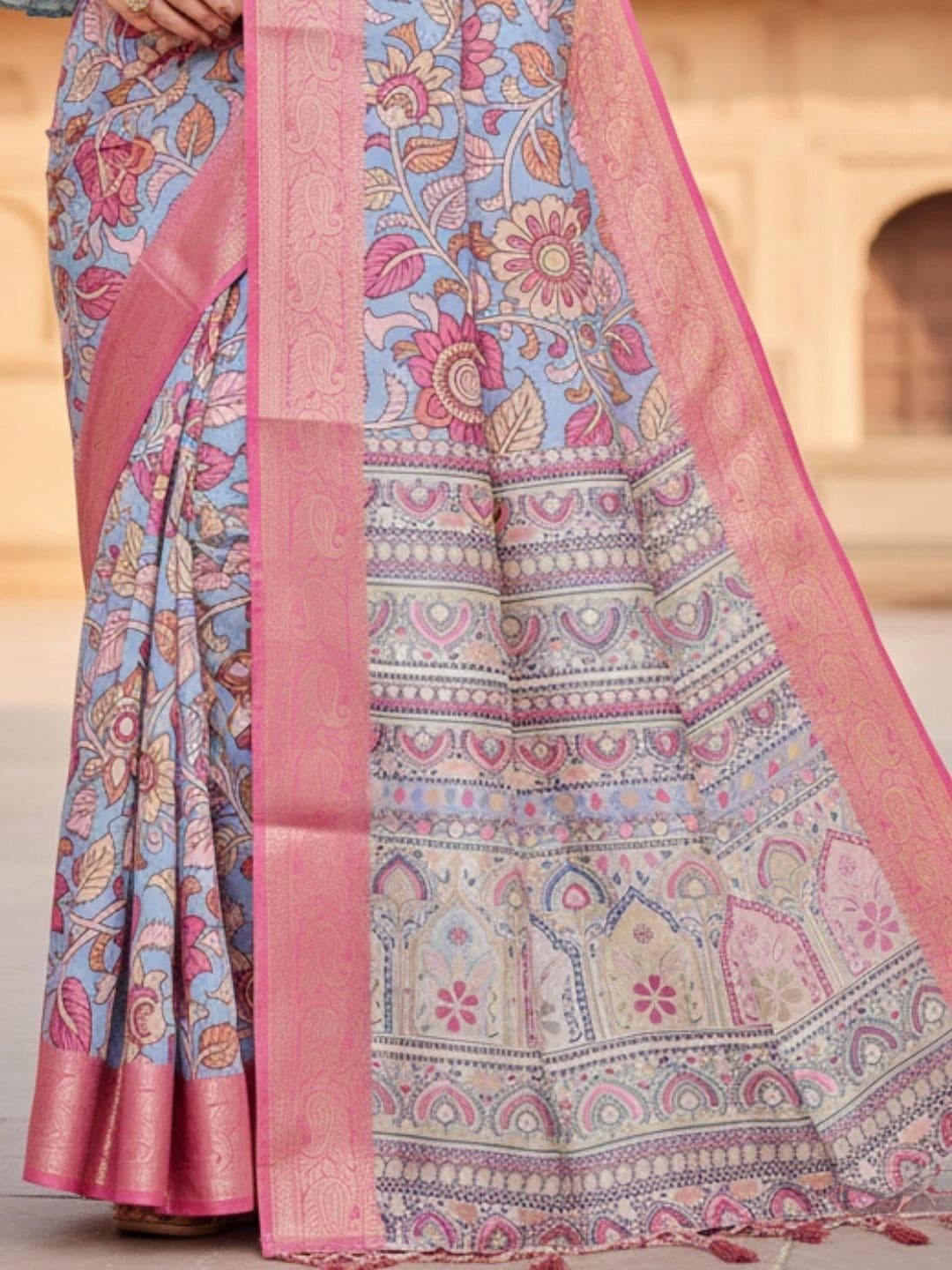 Mitera Kalamkari Zari Silk Blend Designer Saree thumbnail 3