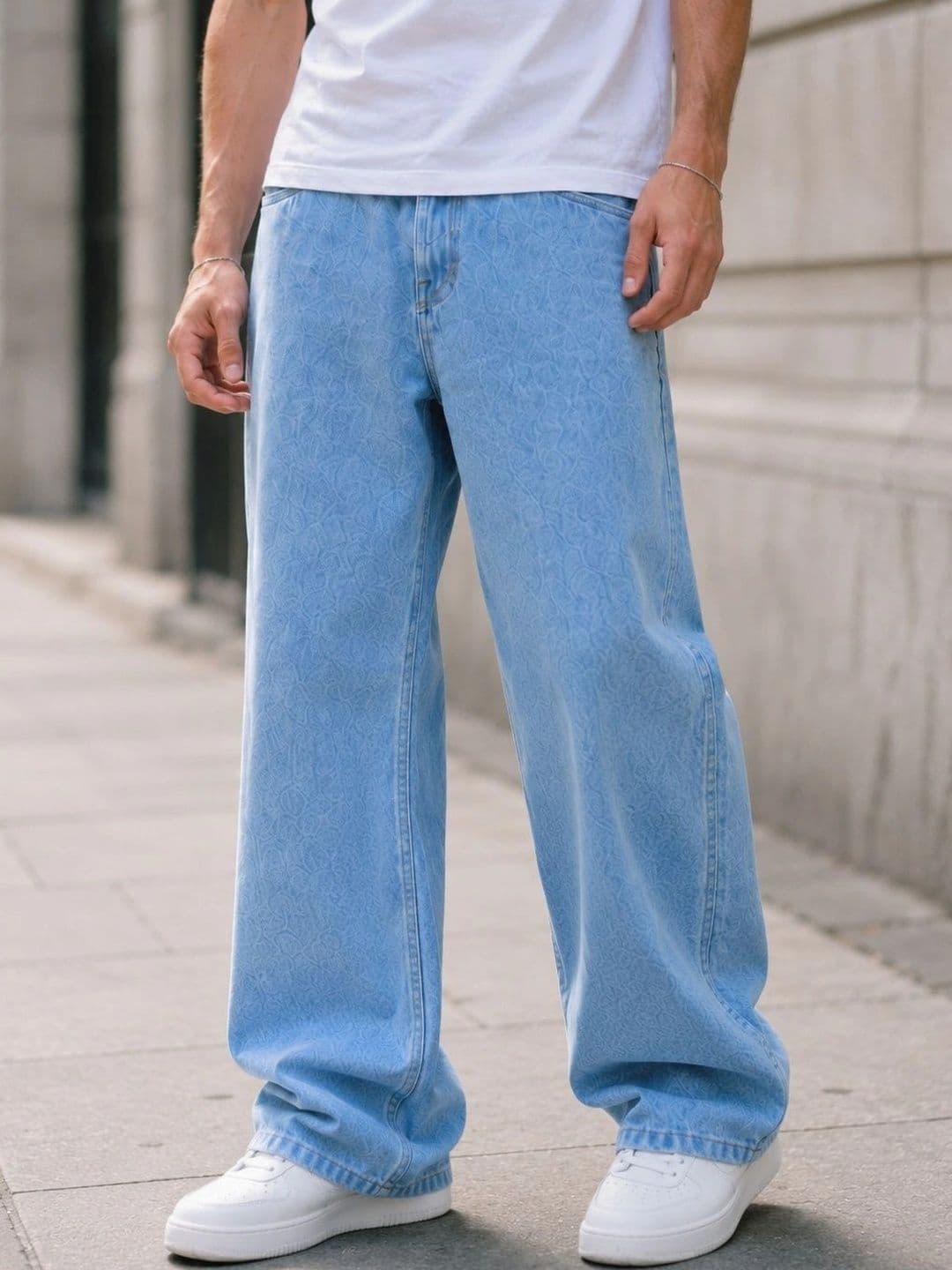 DENIM HAWK Men Classic Straight Fit Mid-Rise Stretchable Jeans thumbnail 2