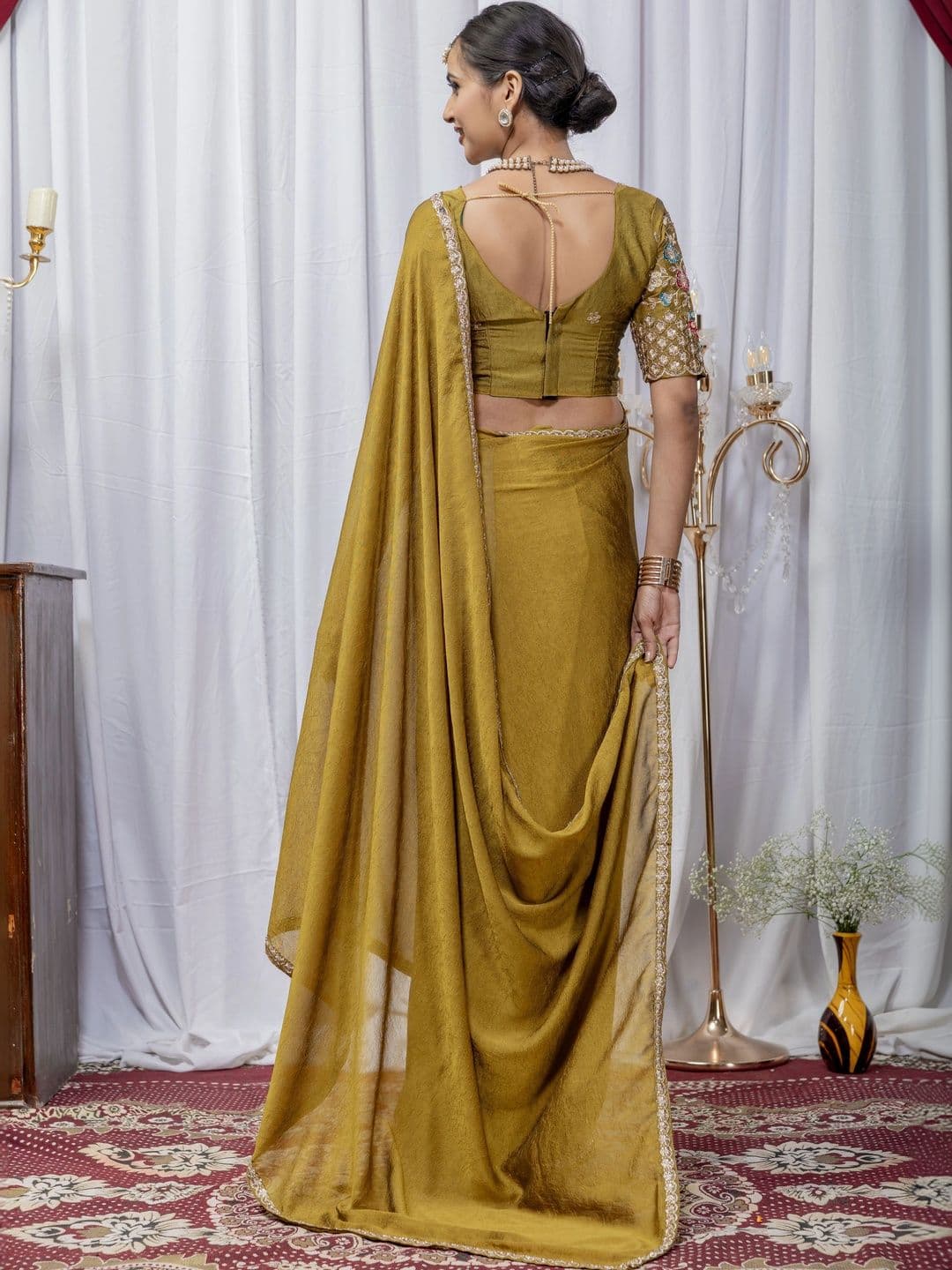 Saanvi Embellished Embroidered Poly Georgette Saree thumbnail 2