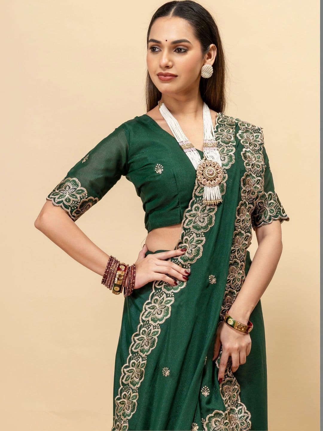 Vastra Drape Floral Embroidered Poly Georgette Saree thumbnail 3