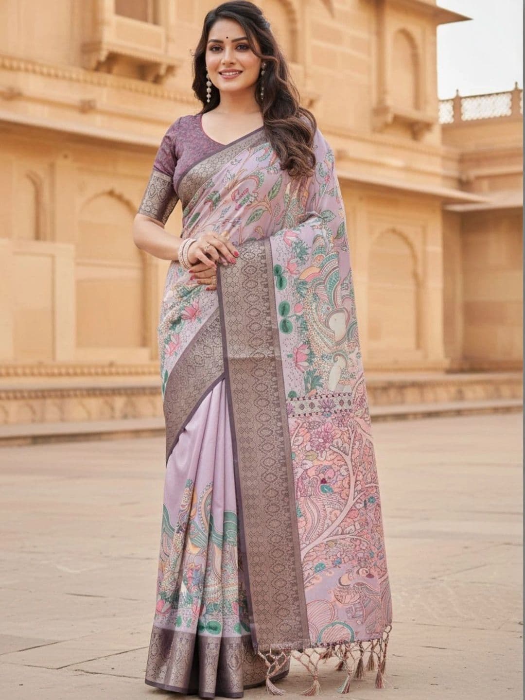 Mitera Floral Silk Blend Designer Saree thumbnail 2