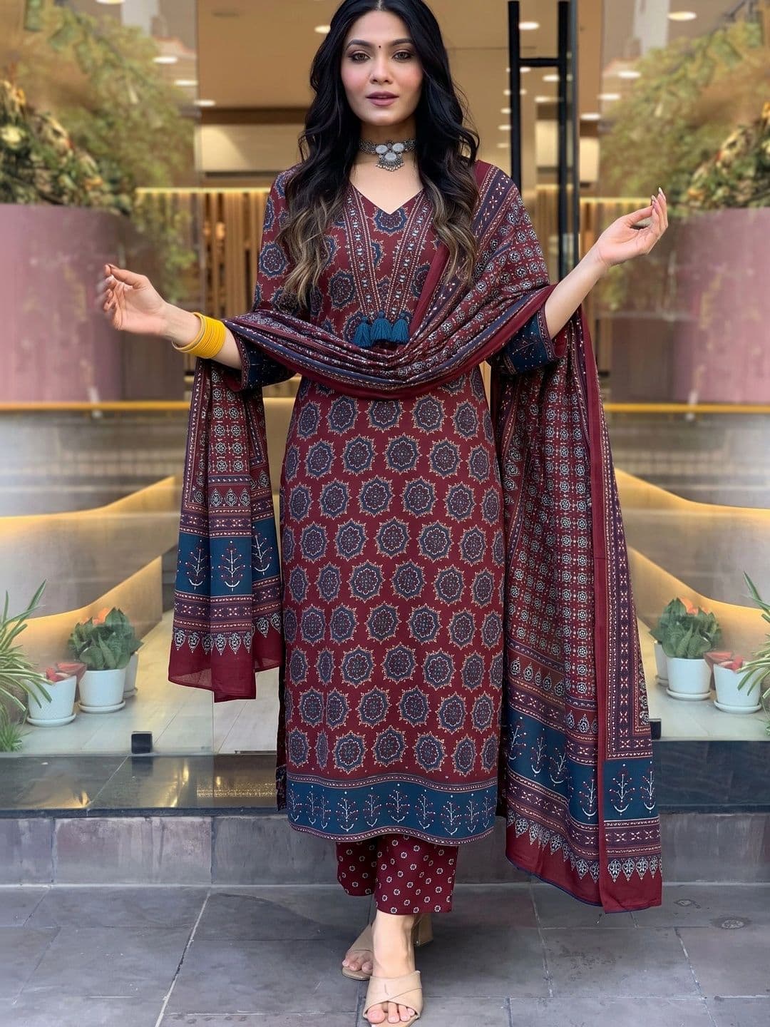 Anouk Women Ethnic Motifs Printed Regular Kurta with Trousers & With Dupatta thumbnail 4