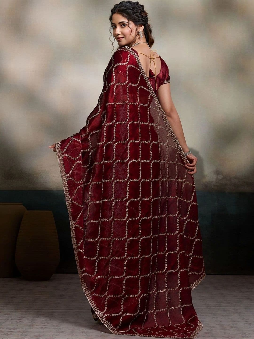 Mitera Floral Embroidered Pure Chiffon Designer Saree thumbnail 3