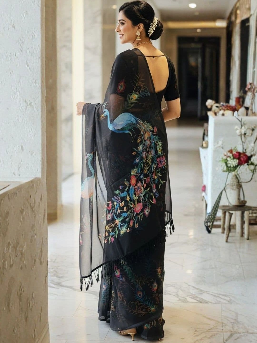 Mitera Floral Pure Georgette Designer Saree thumbnail 3