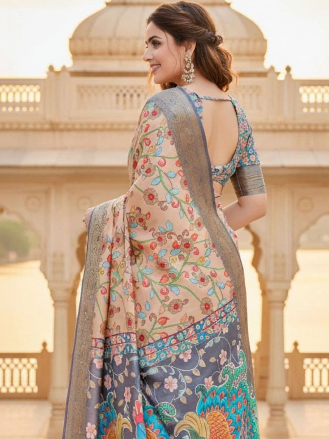 Mitera Floral Silk Blend Designer Saree thumbnail 3
