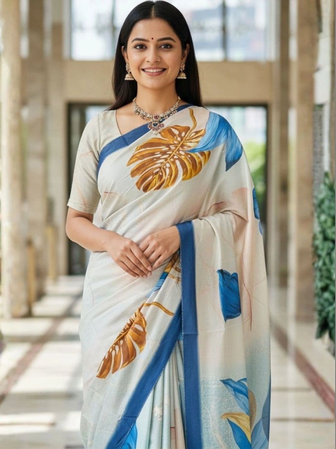 Mitera Floral Designer Saree thumbnail 2