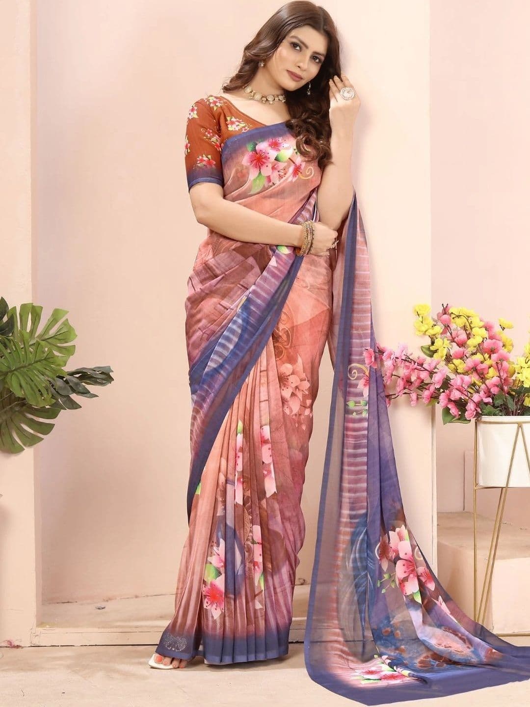 Mitera Floral Pure Georgette Designer Saree thumbnail 3