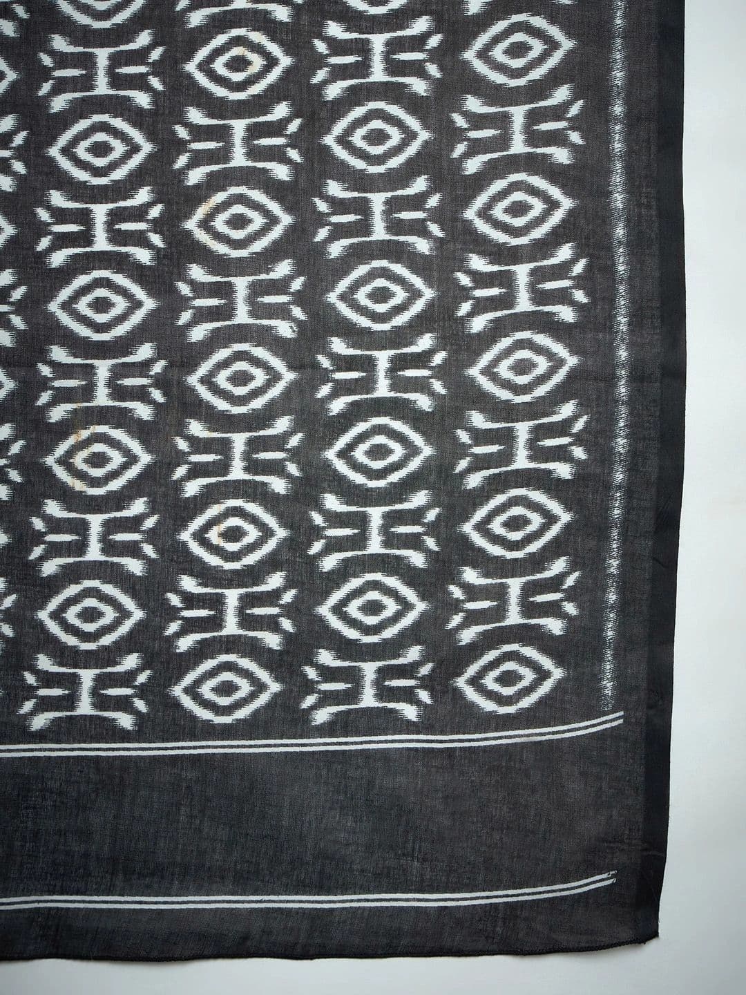 Sangria Woven Design Designer Ikat Saree thumbnail 5