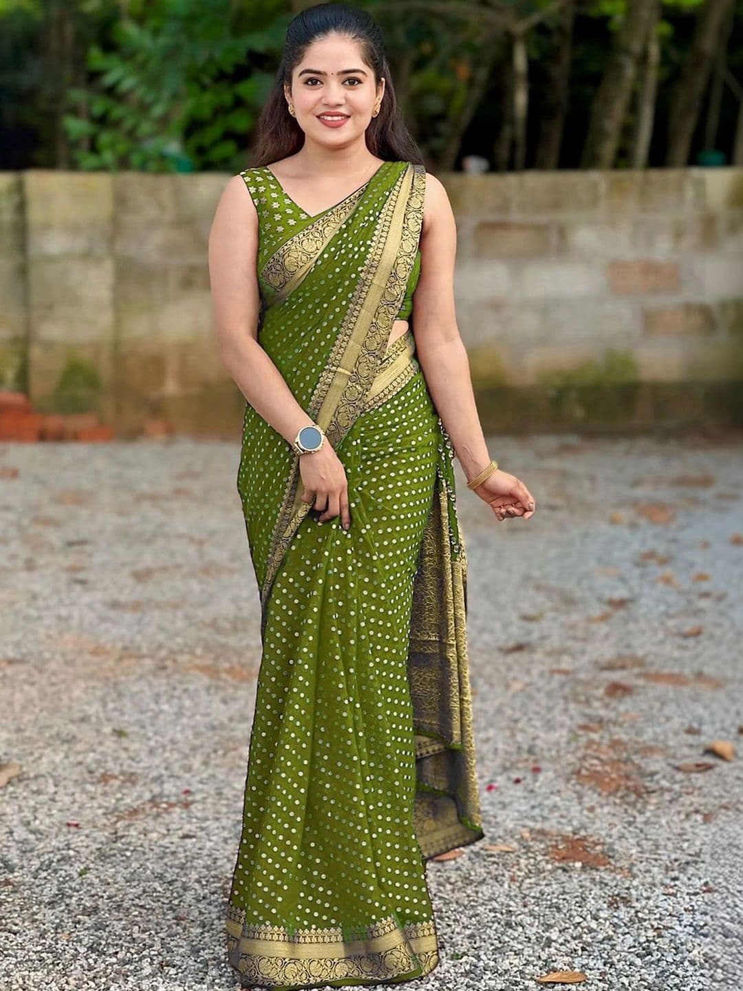 SANISA Women Polka Dot Zari Silk Blend Saree - view 1