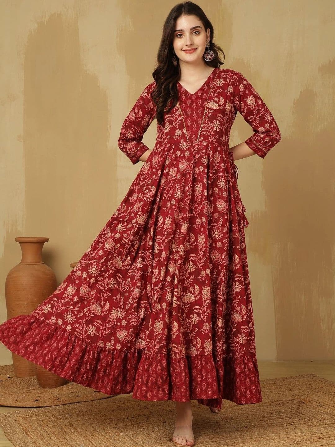 Sangria Women Floral Printed Floral Anarkali Kurta thumbnail 4