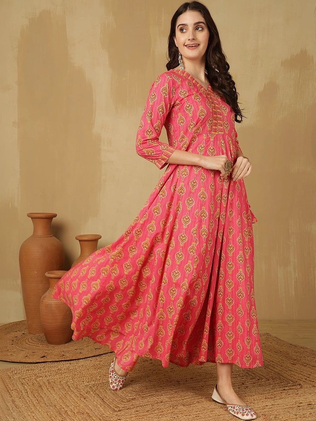 Sangria Women Ethnic Motifs Printed Anarkali Kurta thumbnail 2