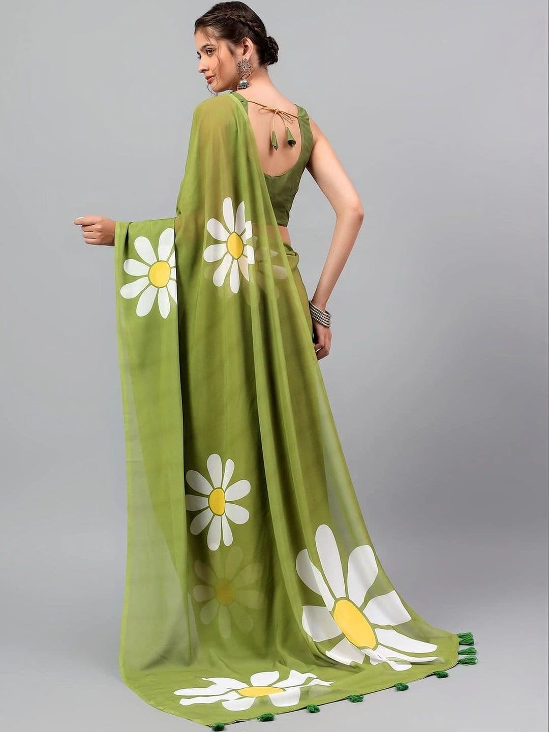 Pixie lane Floral Pure Georgette Saree thumbnail 2