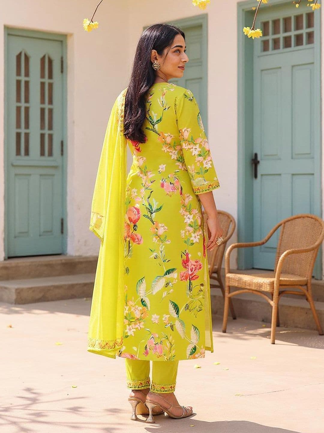 SZN Women Floral Printed Cotton Kurta with Trousers & With Dupatta thumbnail 5