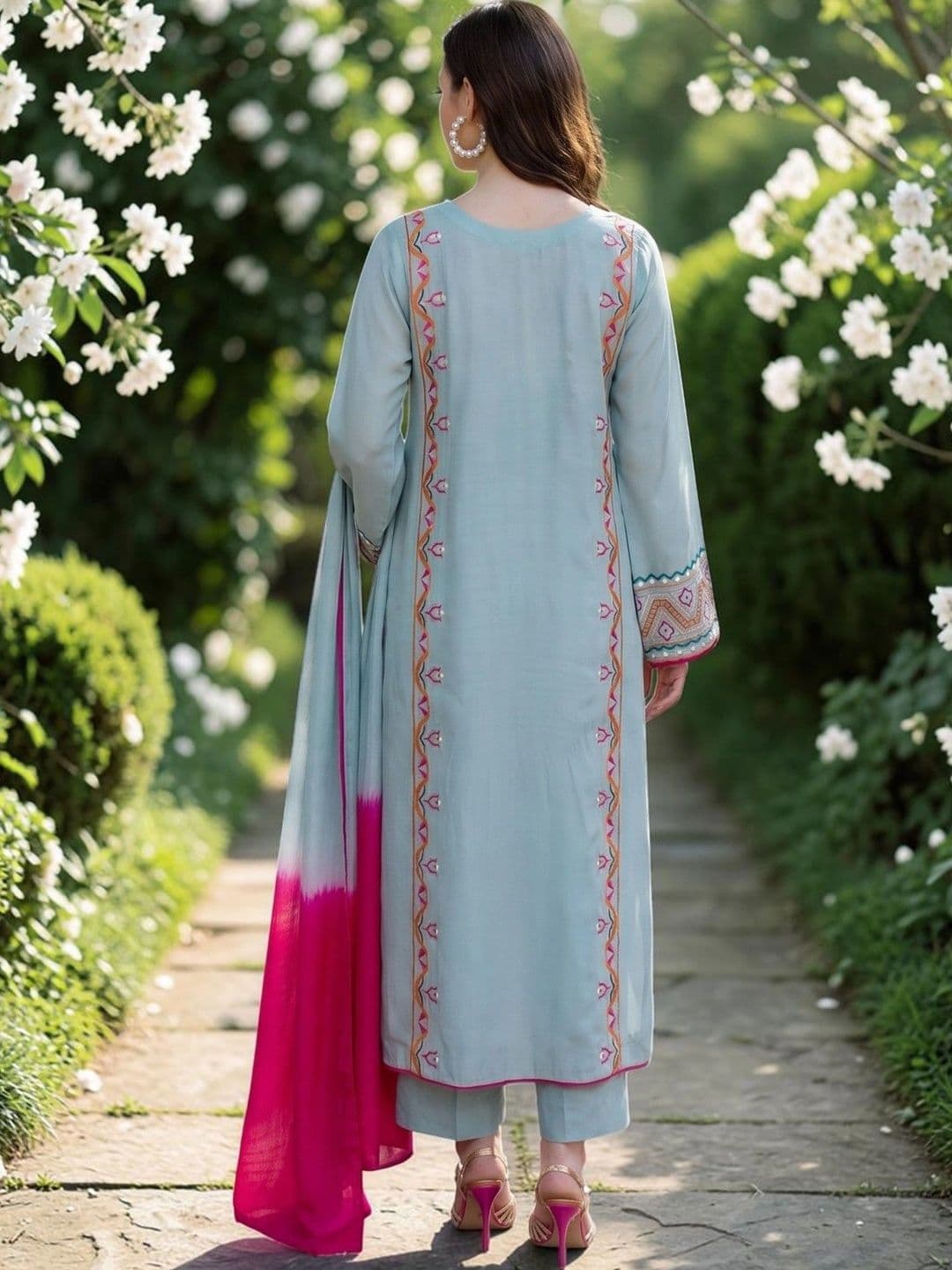 ASPORA Women Embroidered Thread Work Silk Crepe Kurta with Trousers & Dupatta thumbnail 5