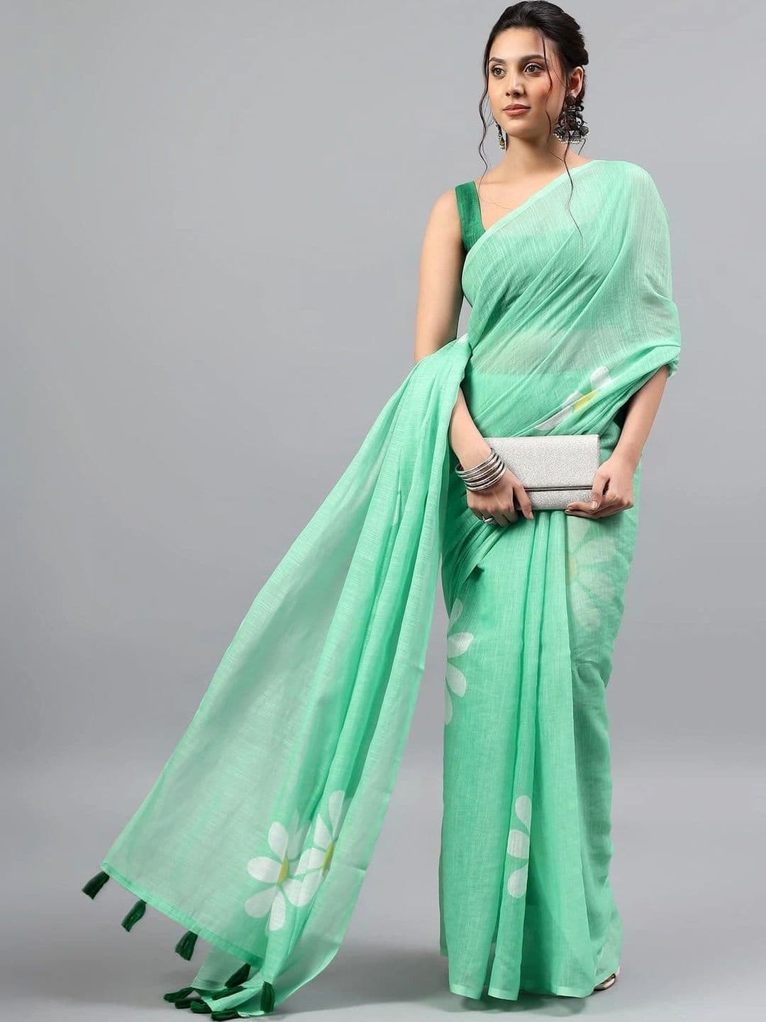 Pixie lane Floral Linen Blend Saree thumbnail 5
