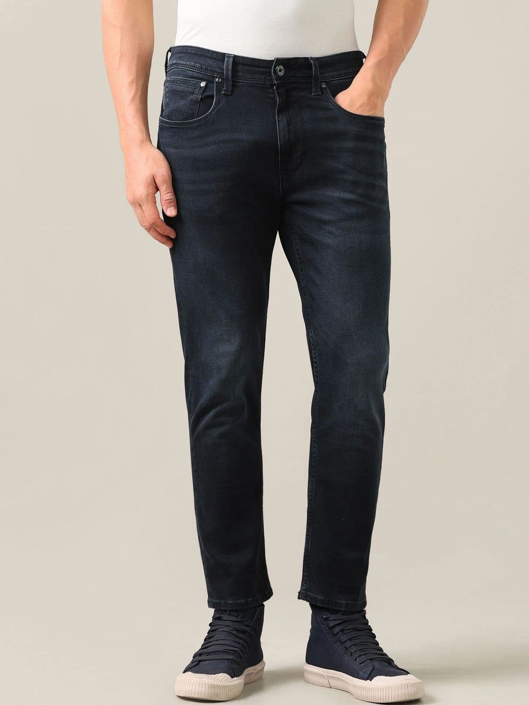 U.S. Polo Assn. Denim Co. Men Tapered Fit Mid-Rise Low Distress Jeans thumbnail 5