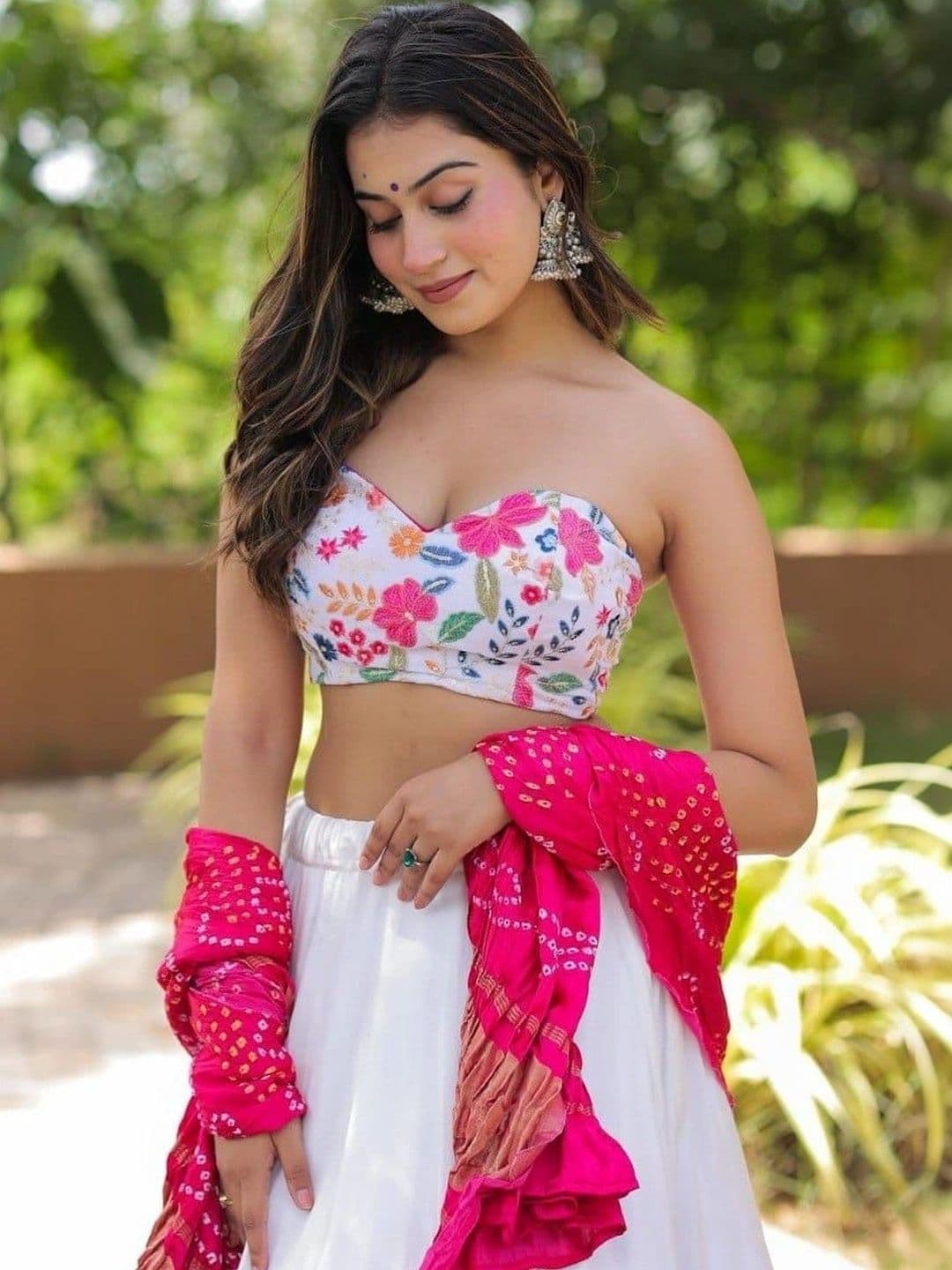DAYLOOM Printed Semi-Stitched Lehenga & Unstitched Blouse With Dupatta thumbnail 2
