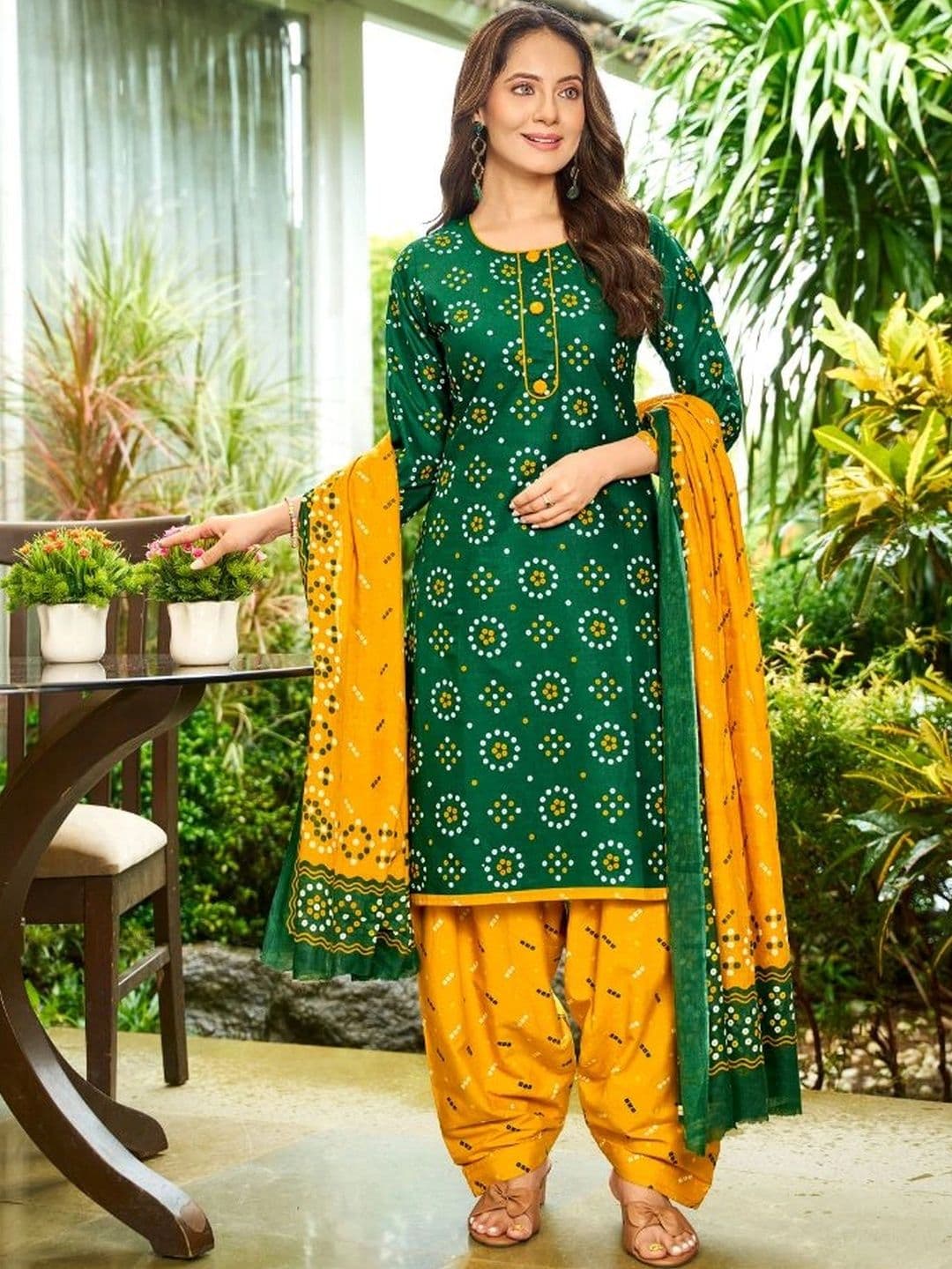 label jash Women Ethnic Motifs Printed Regular Pure Cotton Kurta with Patiala & With Dupatta - view 1