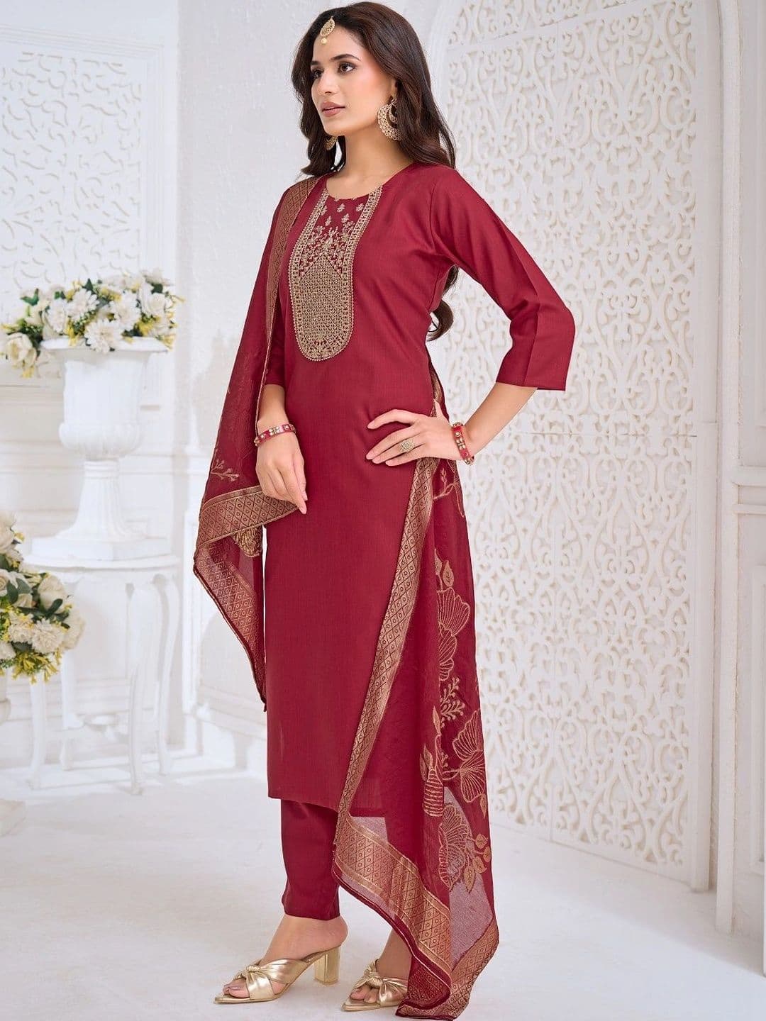 Sangria Women Ethnic Motifs Embroidered Regular Kurta with Trousers & With Dupatta thumbnail 5