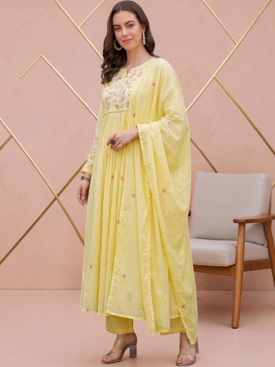 all about you Women Floral Embroidered Empire Thread Work Chanderi Silk Kurta with Trousers Dupatta thumbnail 5