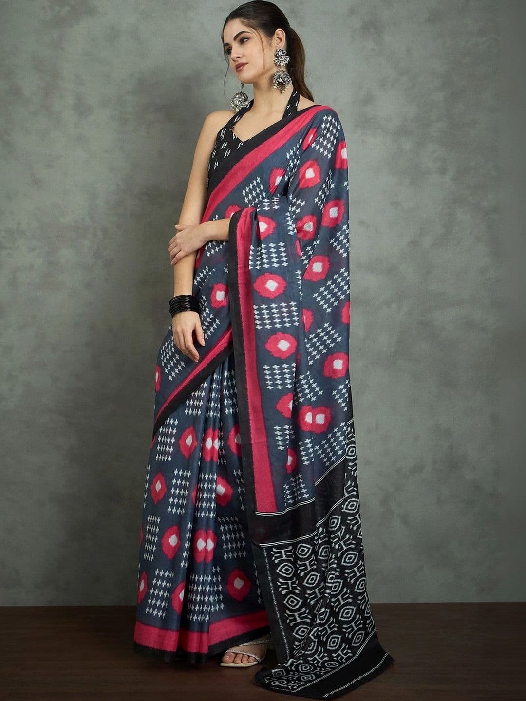 Sangria Woven Design Designer Ikat Saree thumbnail 7