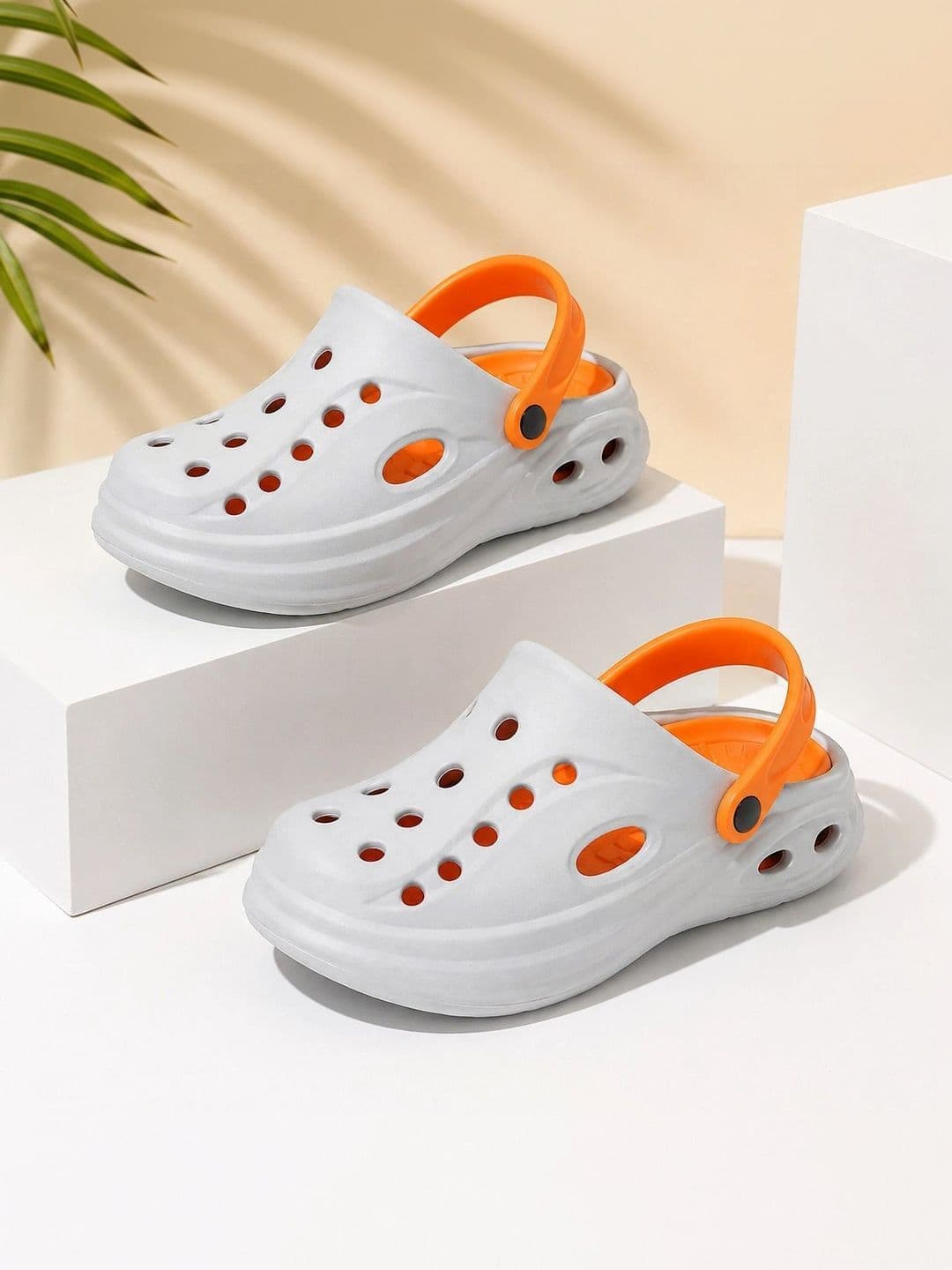 NEW ORANIE Men Pack of 2 EVA Clogs and Thong Flip-Flops thumbnail 3