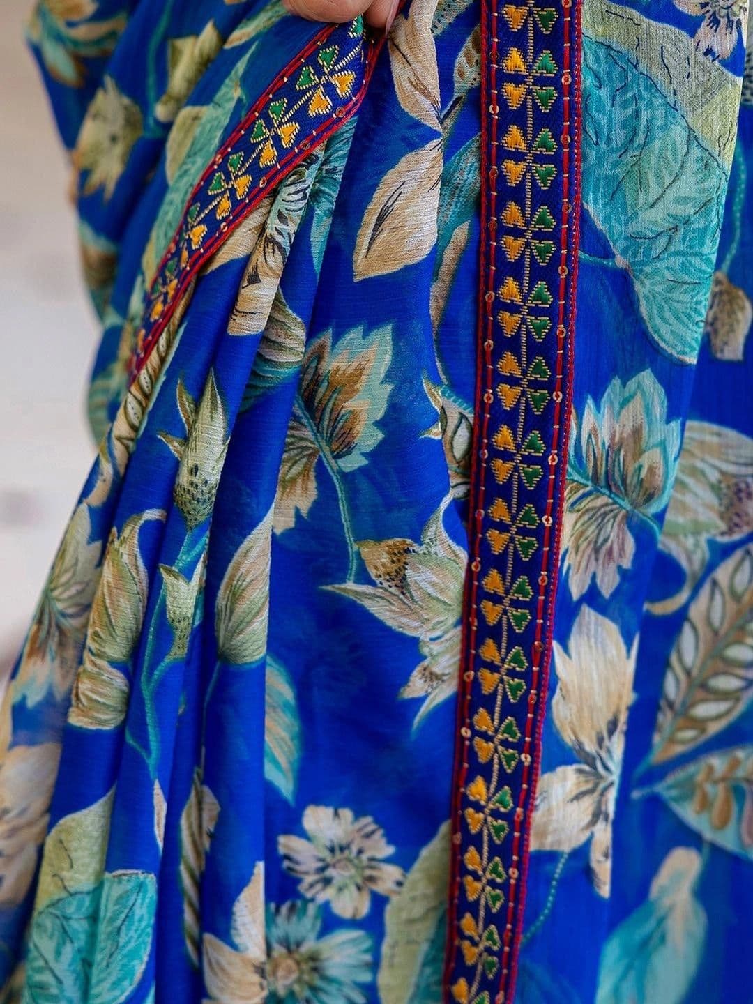SANISA Floral Pure Chiffon Saree thumbnail 4