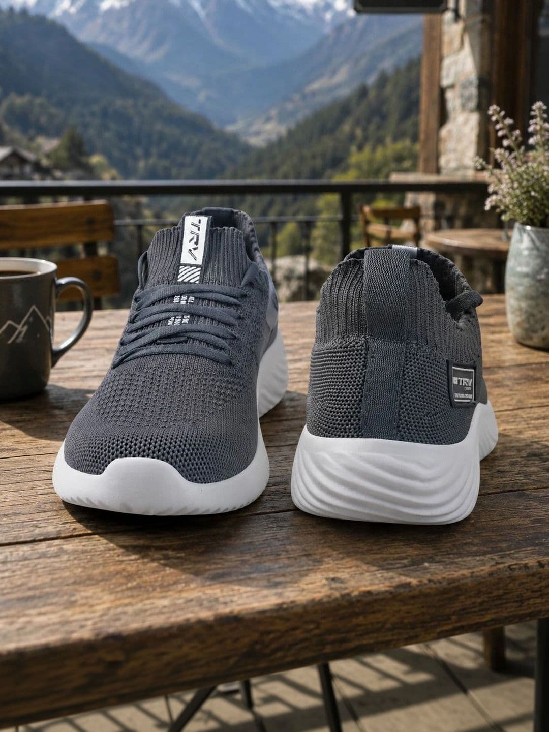 TRV Men Mesh Running Non-Marking Shoes thumbnail 3