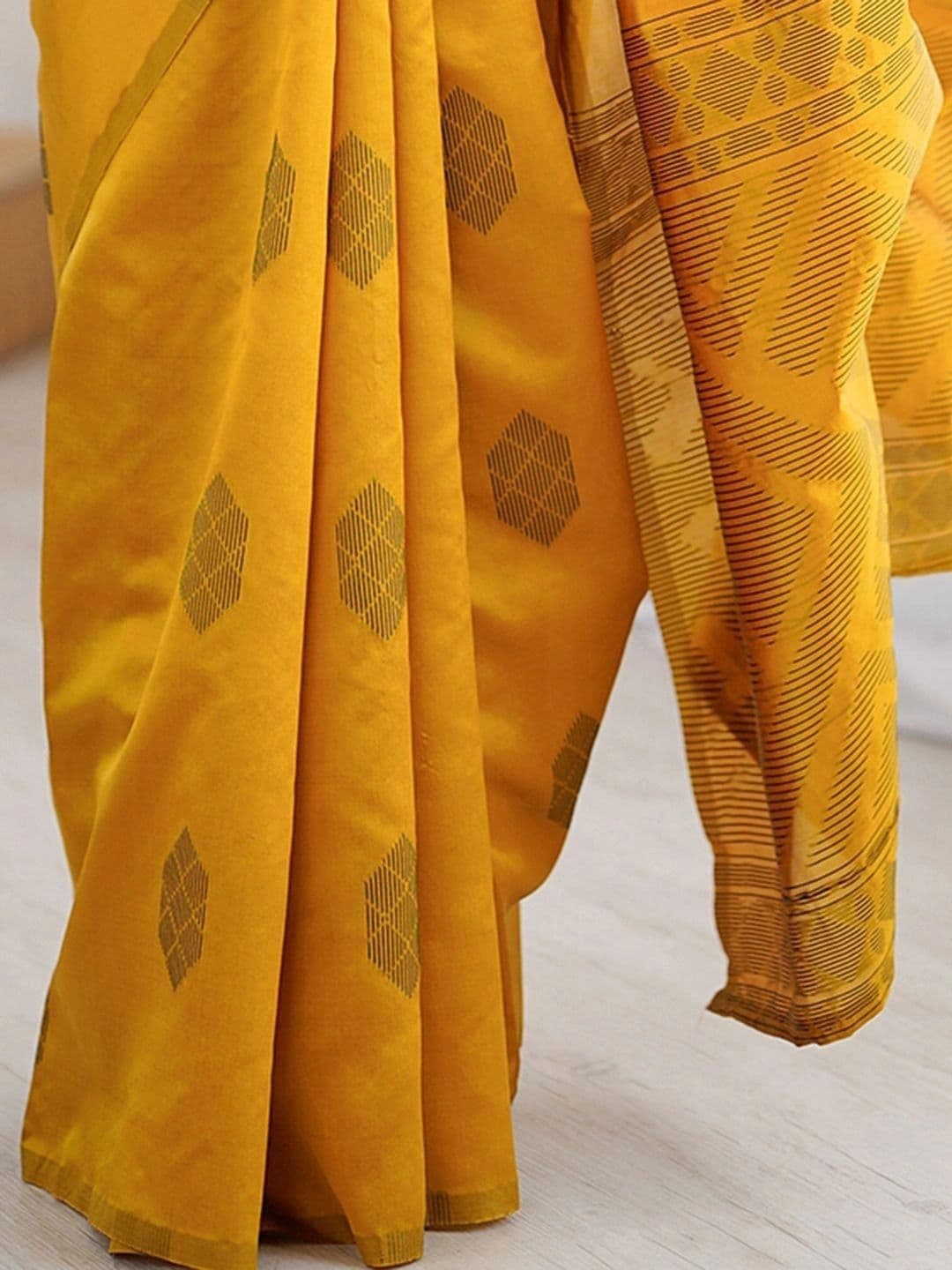 SANISA Woven Design Silk Blend Saree thumbnail 5