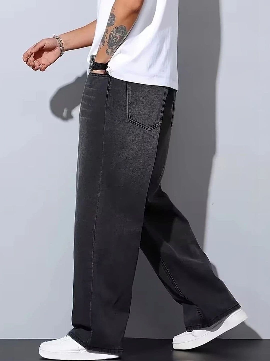 SYNZO Men Comfort Relaxed Fit Mid-Rise Jeans thumbnail 3