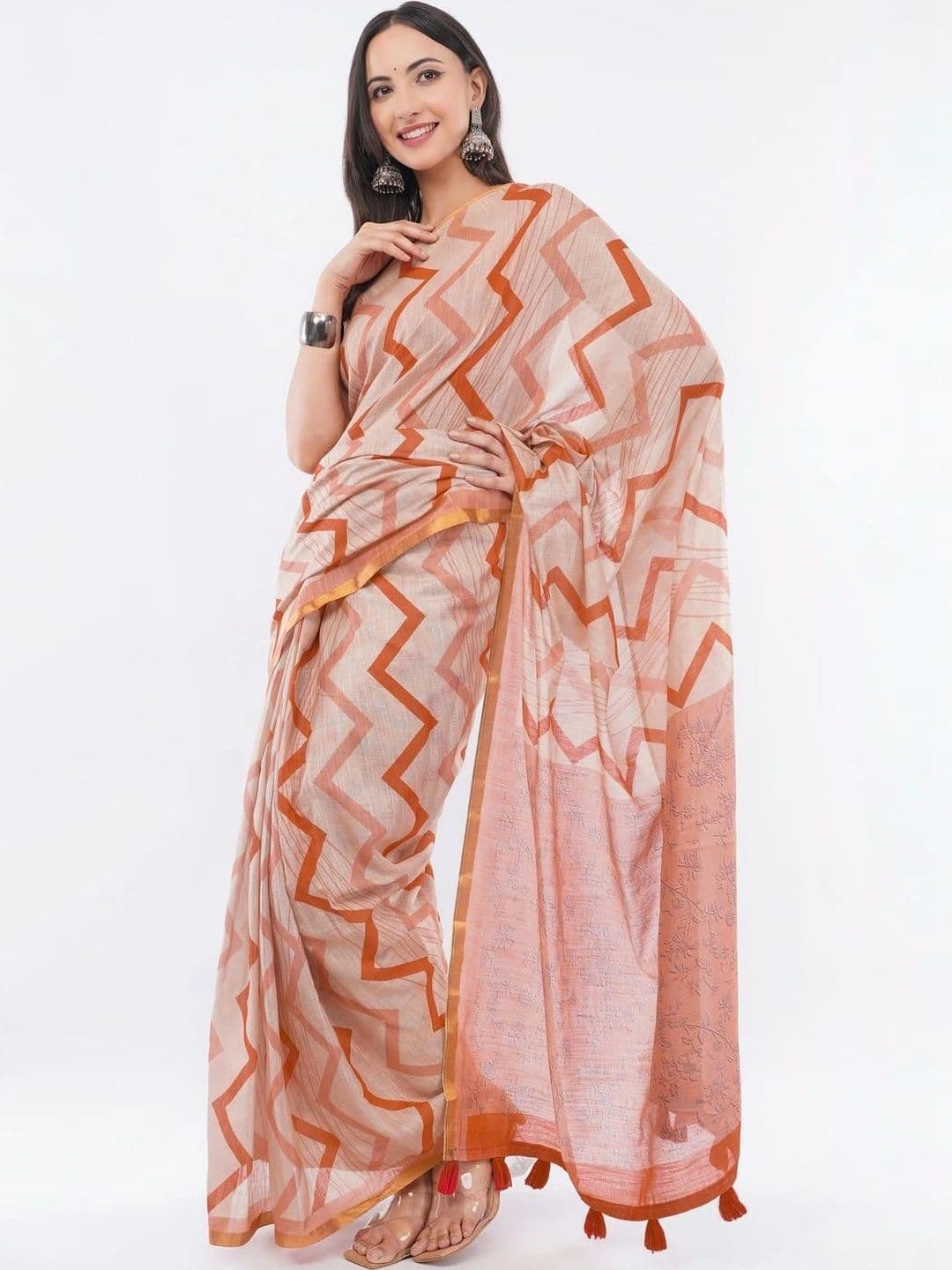 Pixie lane Women Zig-Zag Striped Linen Blend Saree thumbnail 2