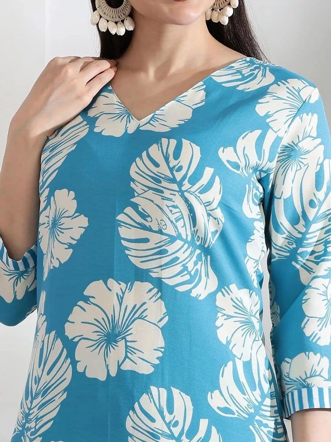 LUGDDA Women Printed Palazzos thumbnail 4