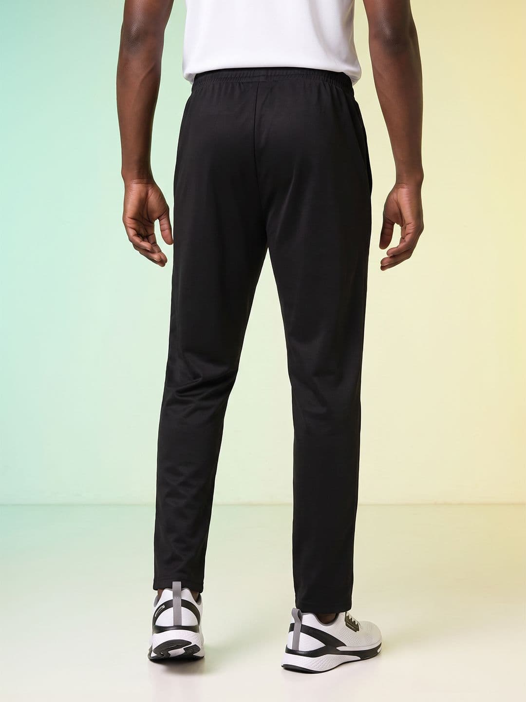 HRX by Hrithik Roshan Men Rapid-Dry Training Track Pants thumbnail 5