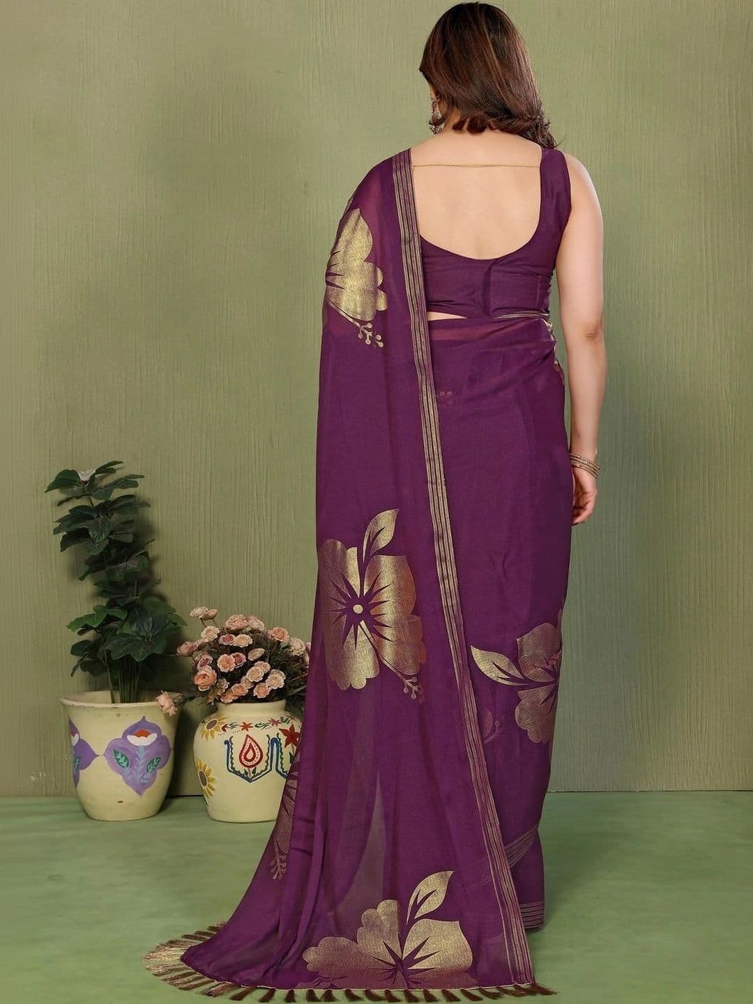 Pixie lane Floral Zari Pure Georgette Saree thumbnail 3