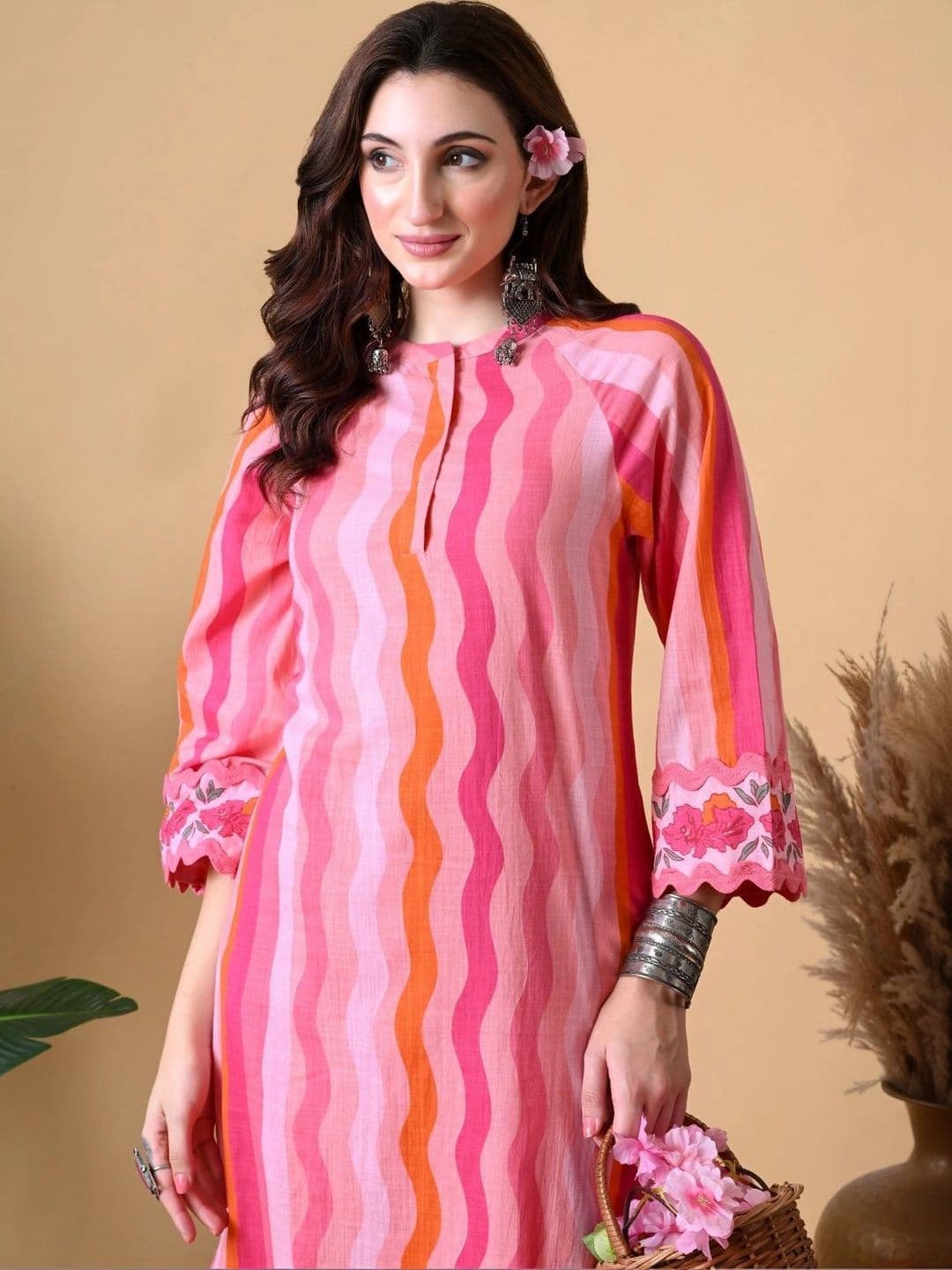 CRENOL THREADS Women Striped Mandarin Collar Cotton Straight Kurta thumbnail 4