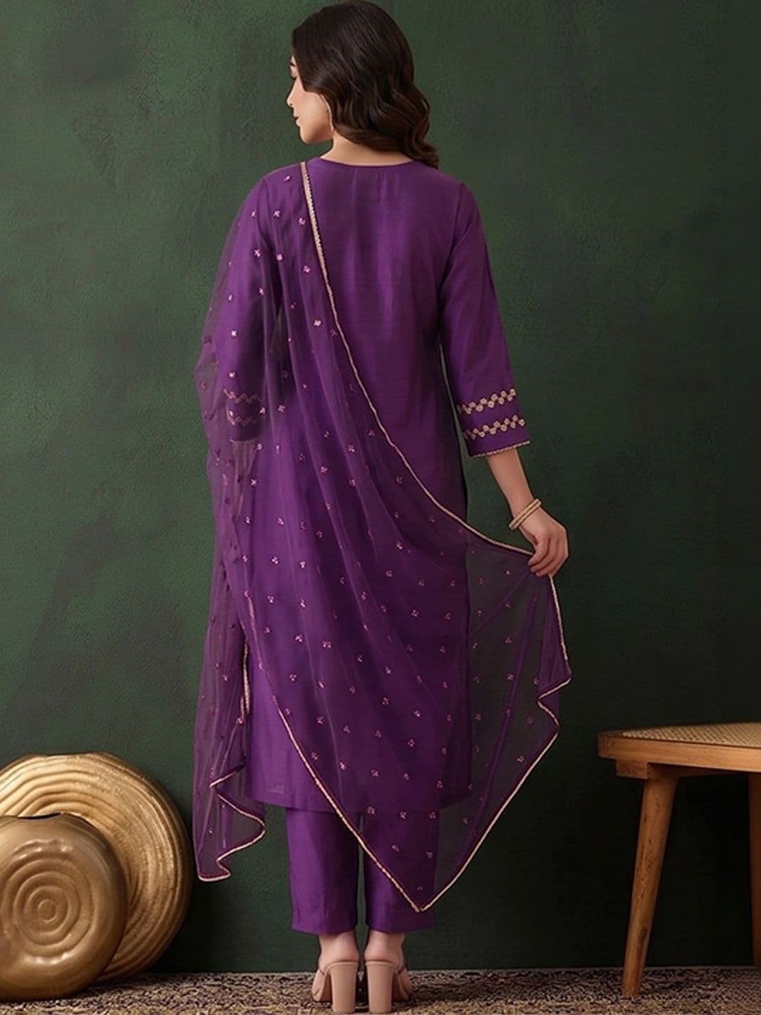Sangria Women Ethnic Motifs Embroidered Regular Thread Work Kurta with Trousers & With Dupatta thumbnail 3