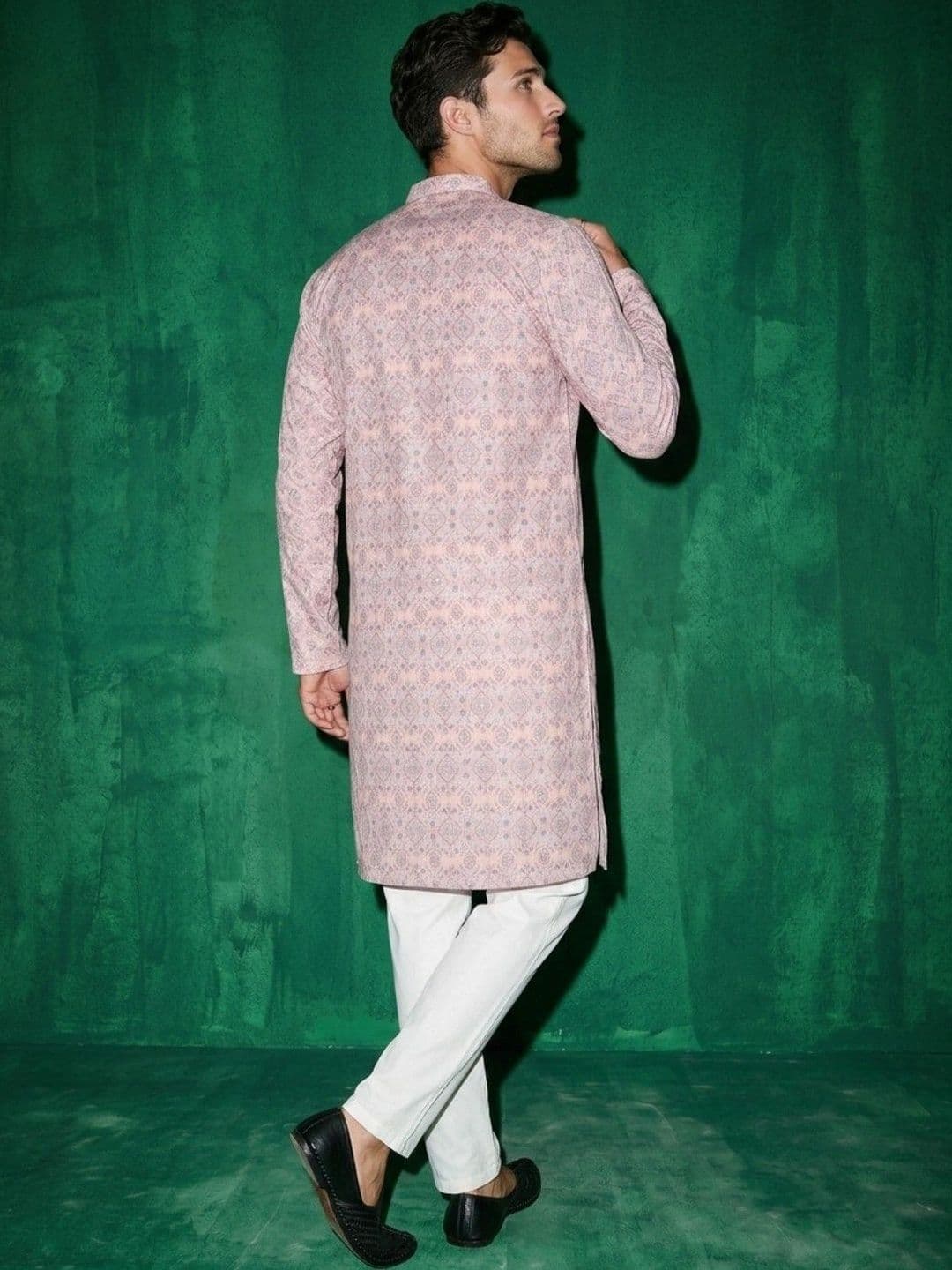 DRIP CHOWK Men Printed Emrbroidered Sequinned Kurta thumbnail 3